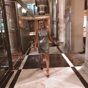 Meet your Posher, Julia